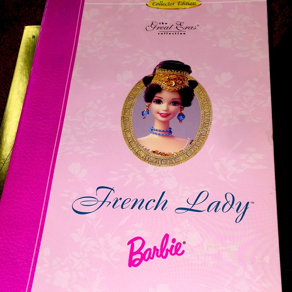 Collector Edition “French Lady”Barbie - Picture 2 of 4